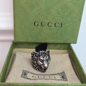 Gucci Silver Lion Head Motif Ring